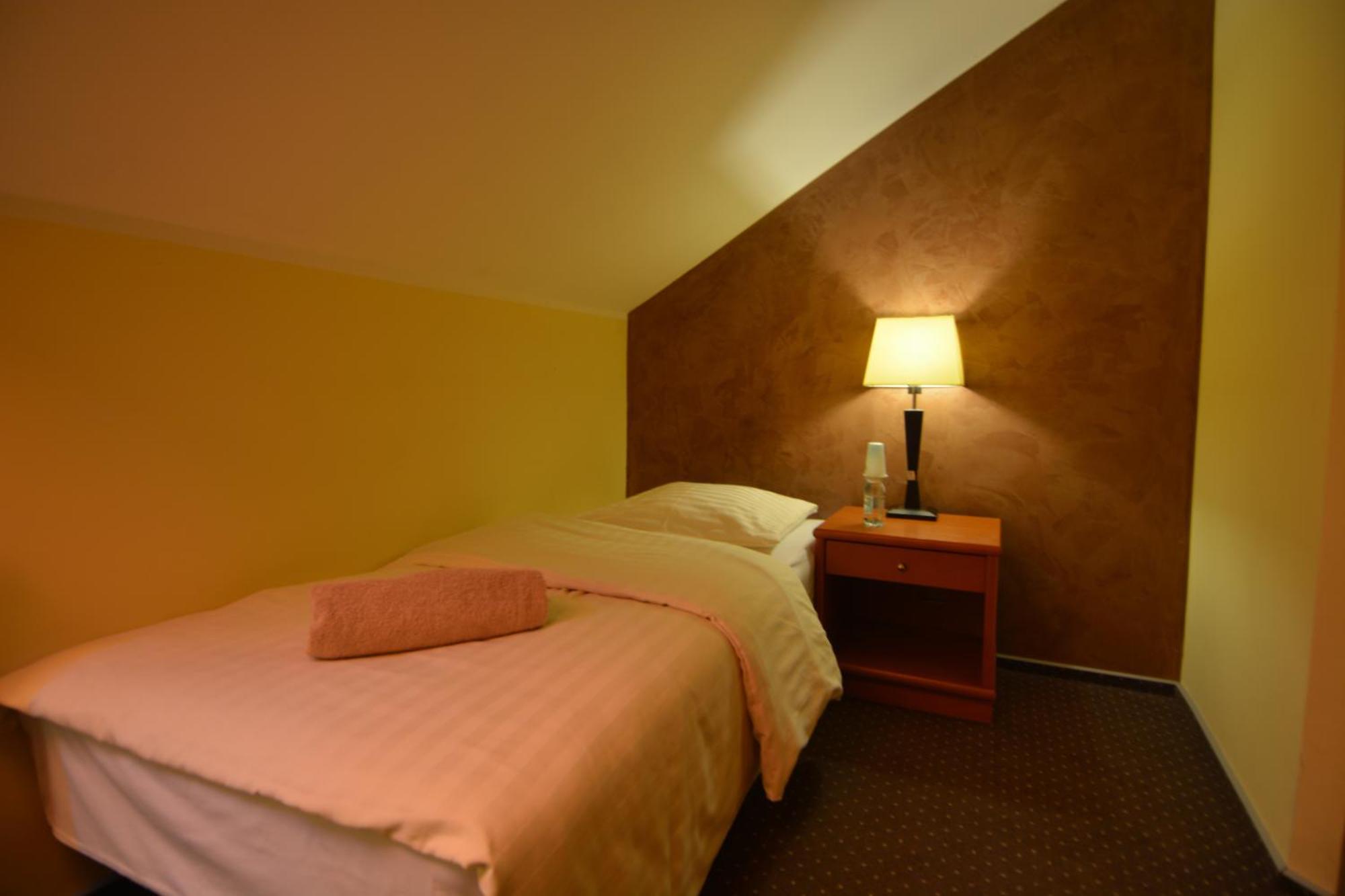 Hotel Stawisko Klaudyn Номер фото