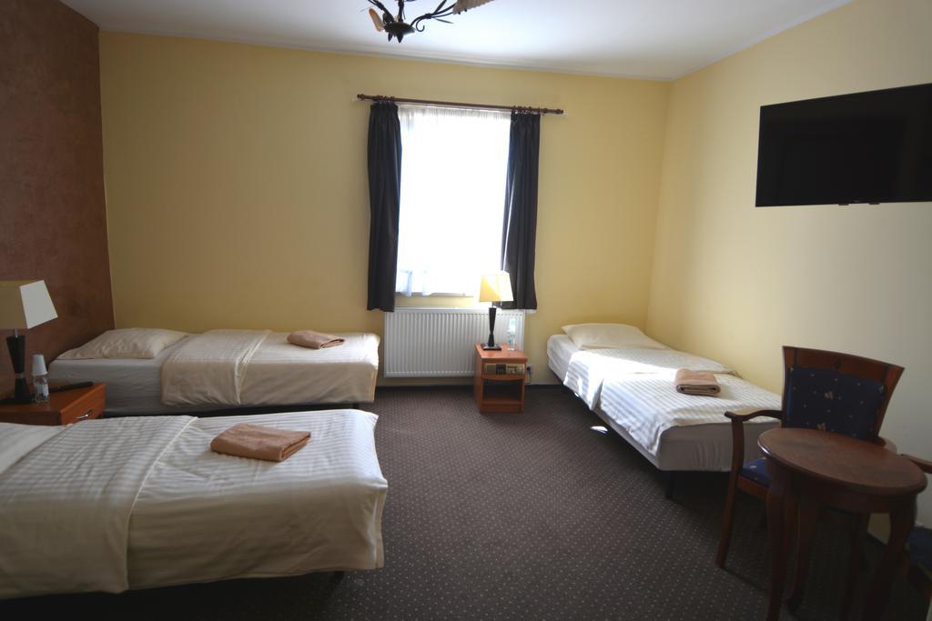 Hotel Stawisko Klaudyn Экстерьер фото